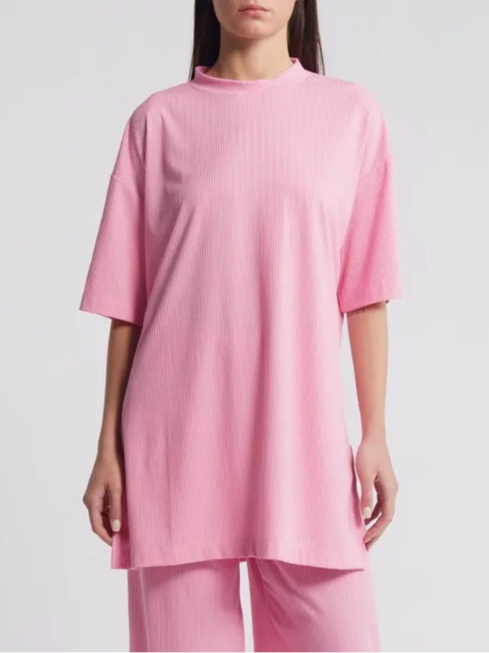 Dressed in lala women’s small lilac Lex oversized mock neck side slit tee shirt